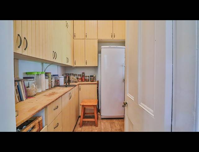 3 BEDROOM FREESTANDING FOR SALE IN BLACKRIDGE